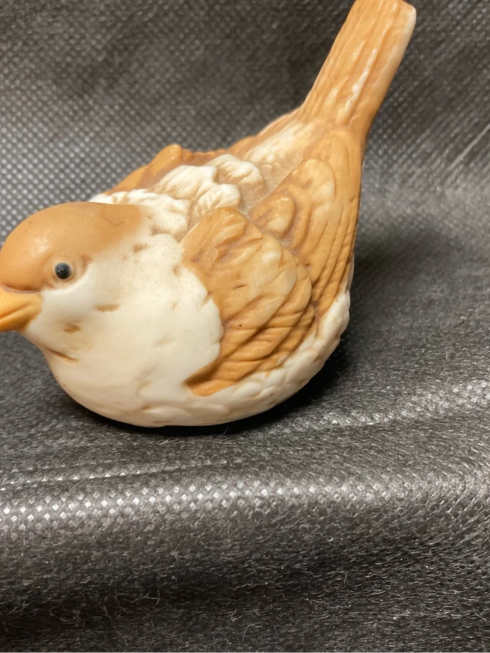 Brown & White Decorative Bird Figurine for Pets Bird Display Porcelain House l